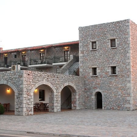 Kastro Maini Hotel Areopoli Bagian luar foto